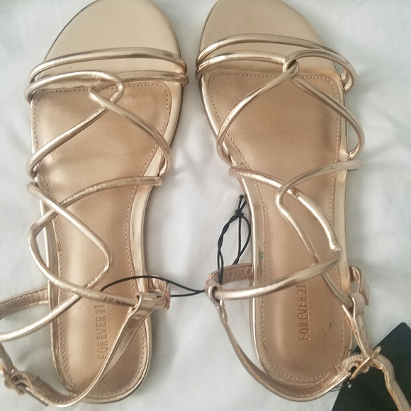 Nwt forever 21 rosegold gladiator strap sandals - Picture 1 of 3
